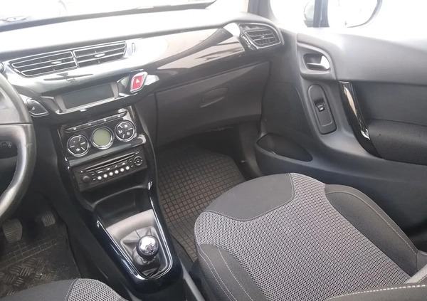 Citroen C3 cena 26900 przebieg: 139900, rok produkcji 2014 z Wałbrzych małe 172